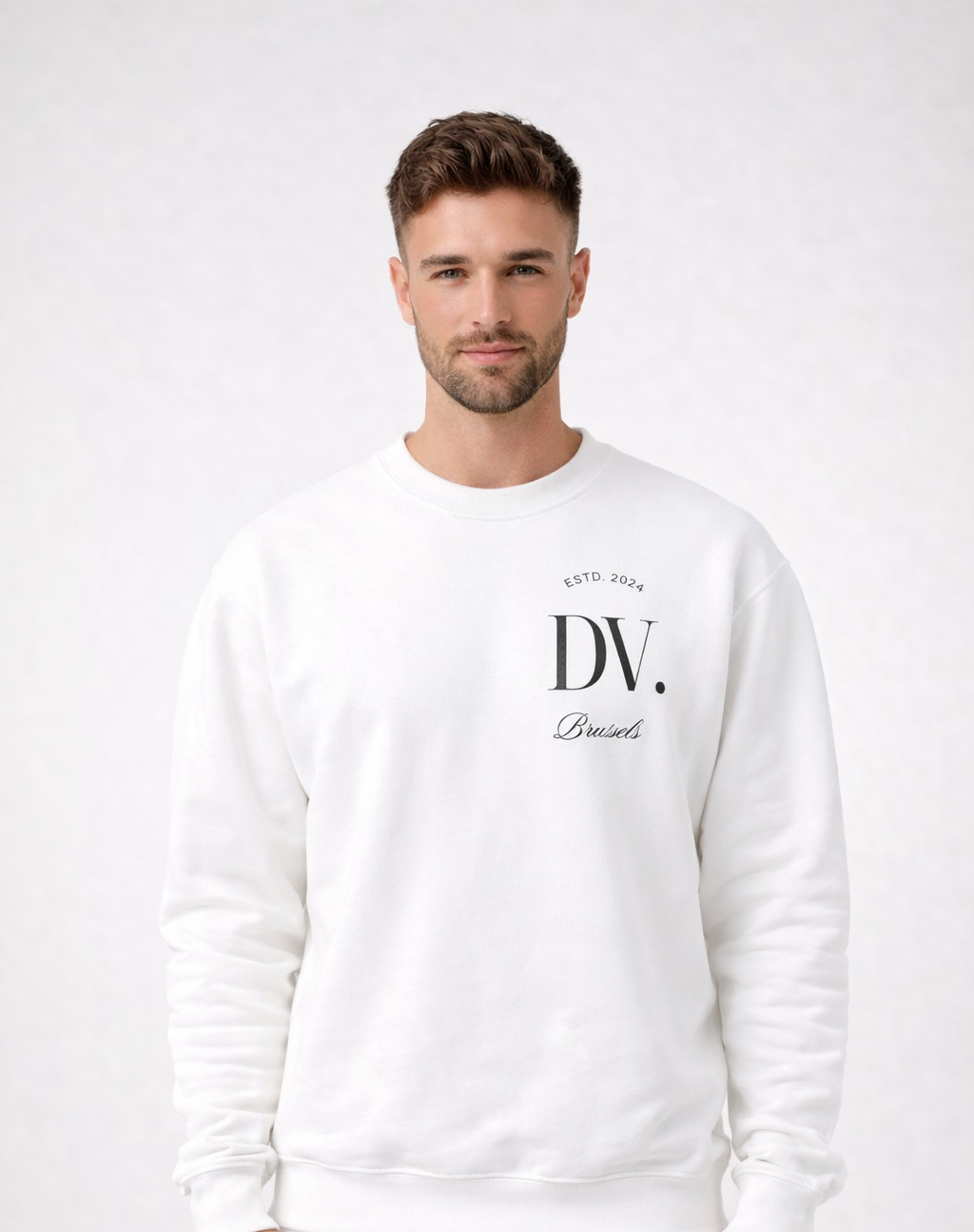 DV Signature Crewneck White